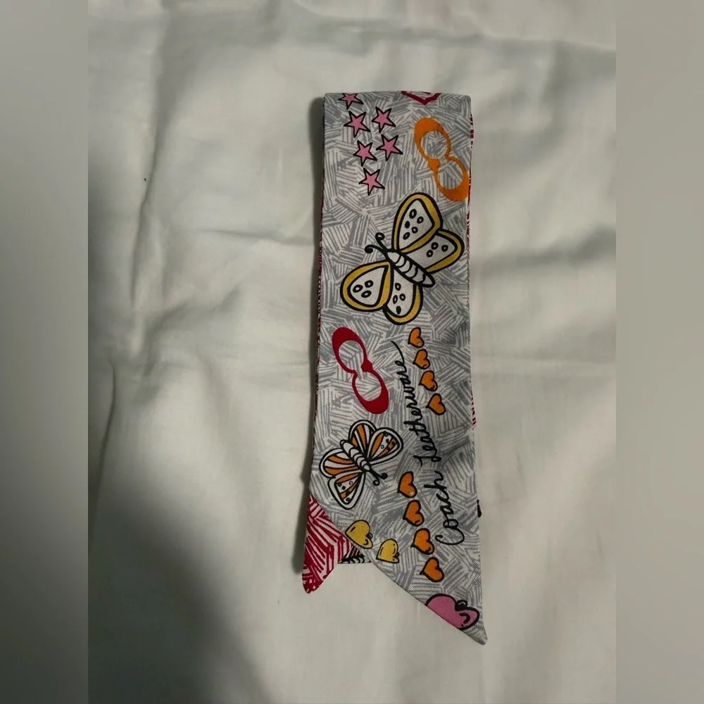 Coach Poppy (Hair or Bag scarf) very Rare Colorful Graphic 💯 Silk Scarf! 💞